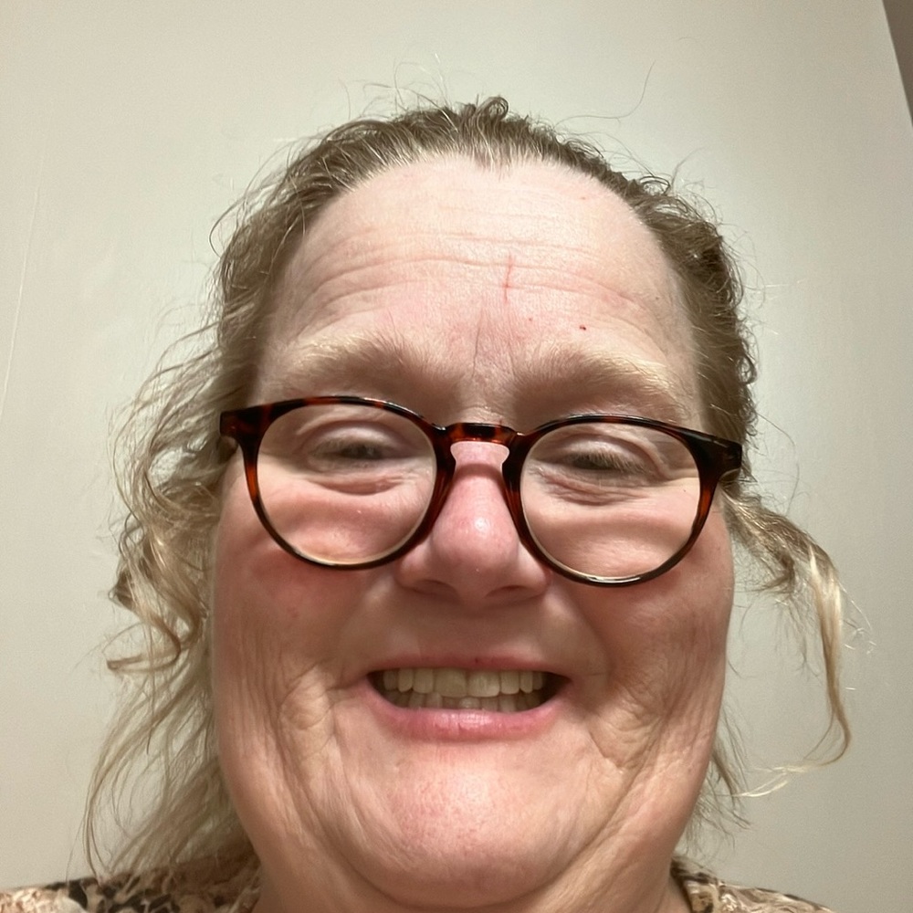 Meet your Posher, Cindy